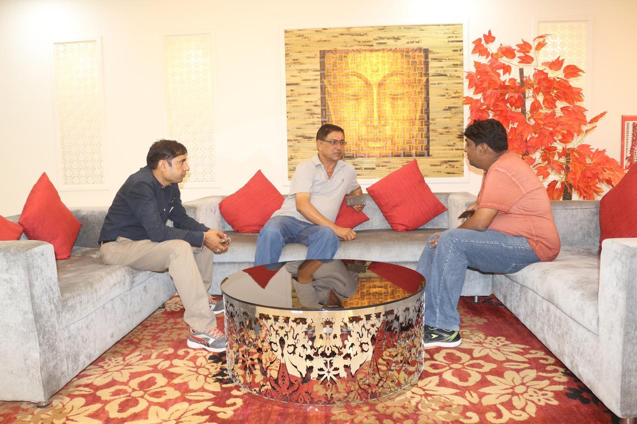 Hotel Harrison Palace Biratnagar Kültér fotó