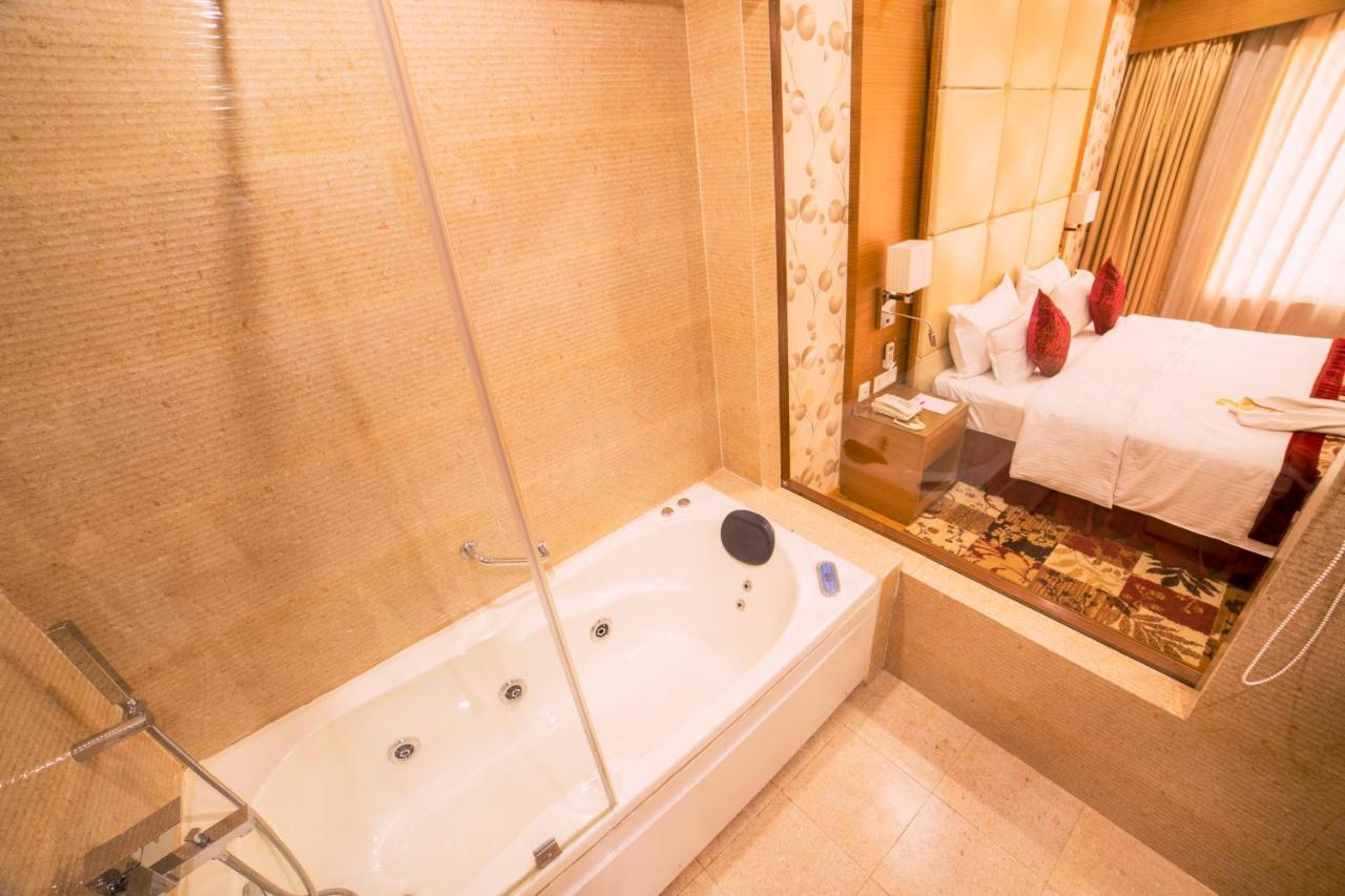 Hotel Harrison Palace Biratnagar Kültér fotó