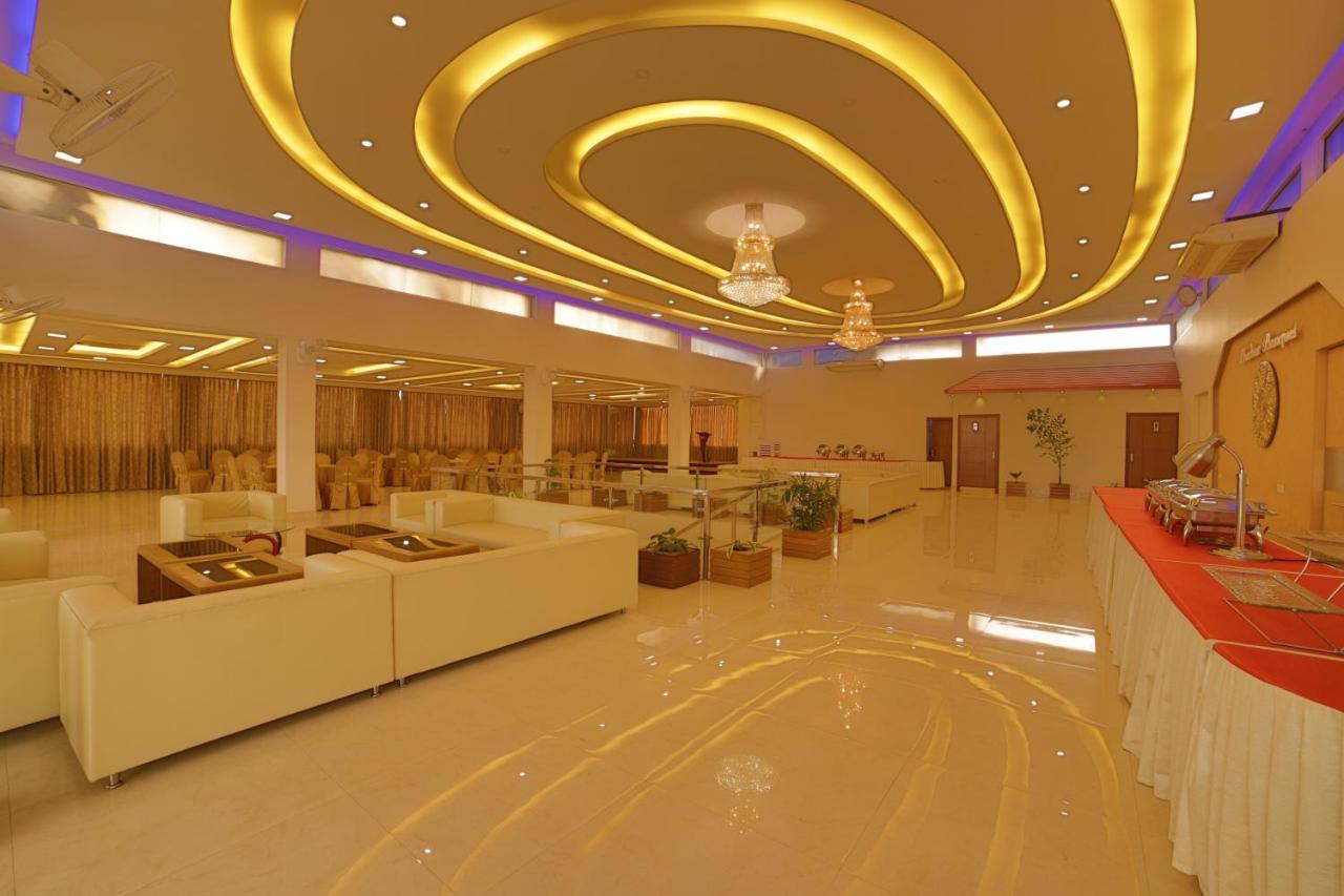 Hotel Harrison Palace Biratnagar Kültér fotó