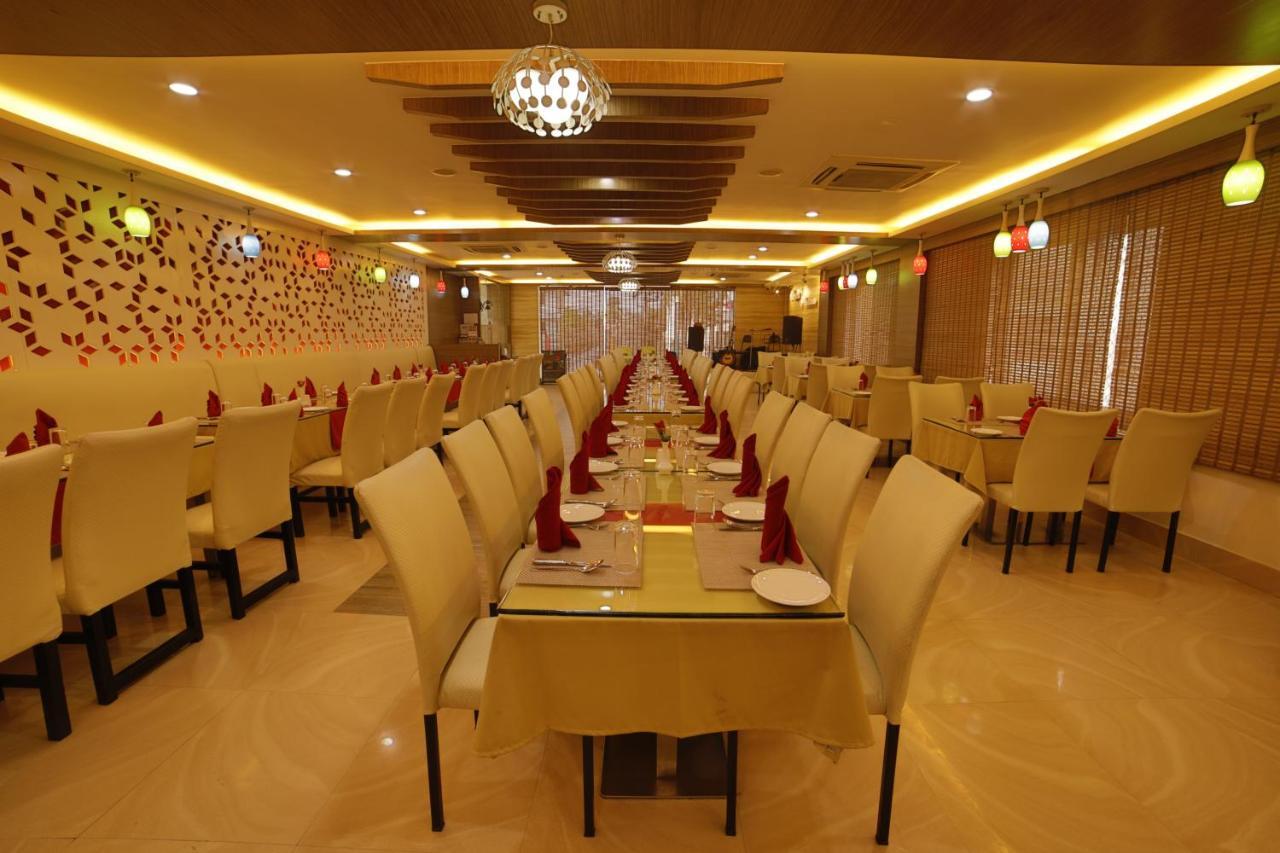 Hotel Harrison Palace Biratnagar Kültér fotó