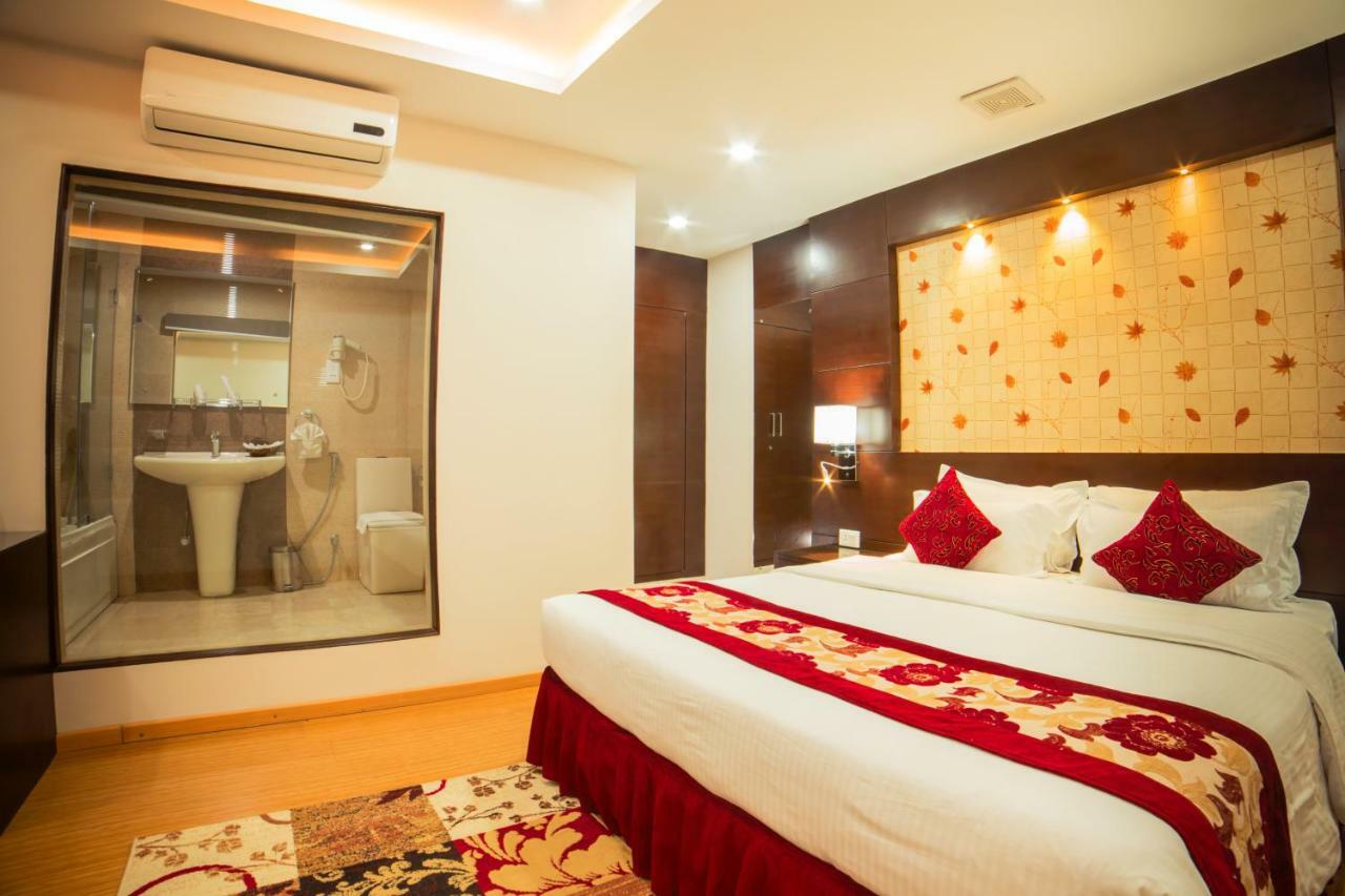 Hotel Harrison Palace Biratnagar Kültér fotó