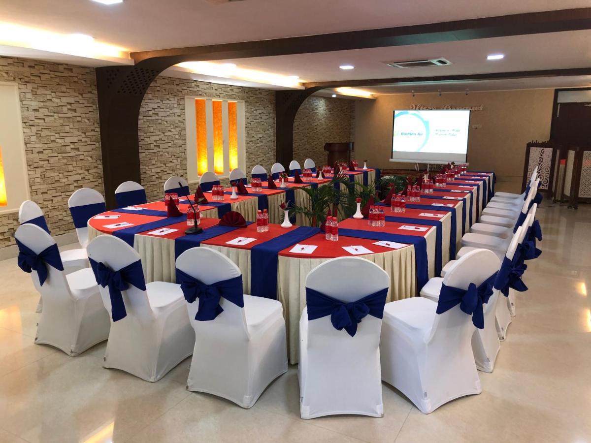 Hotel Harrison Palace Biratnagar Kültér fotó