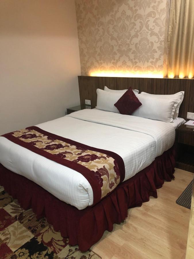 Hotel Harrison Palace Biratnagar Kültér fotó